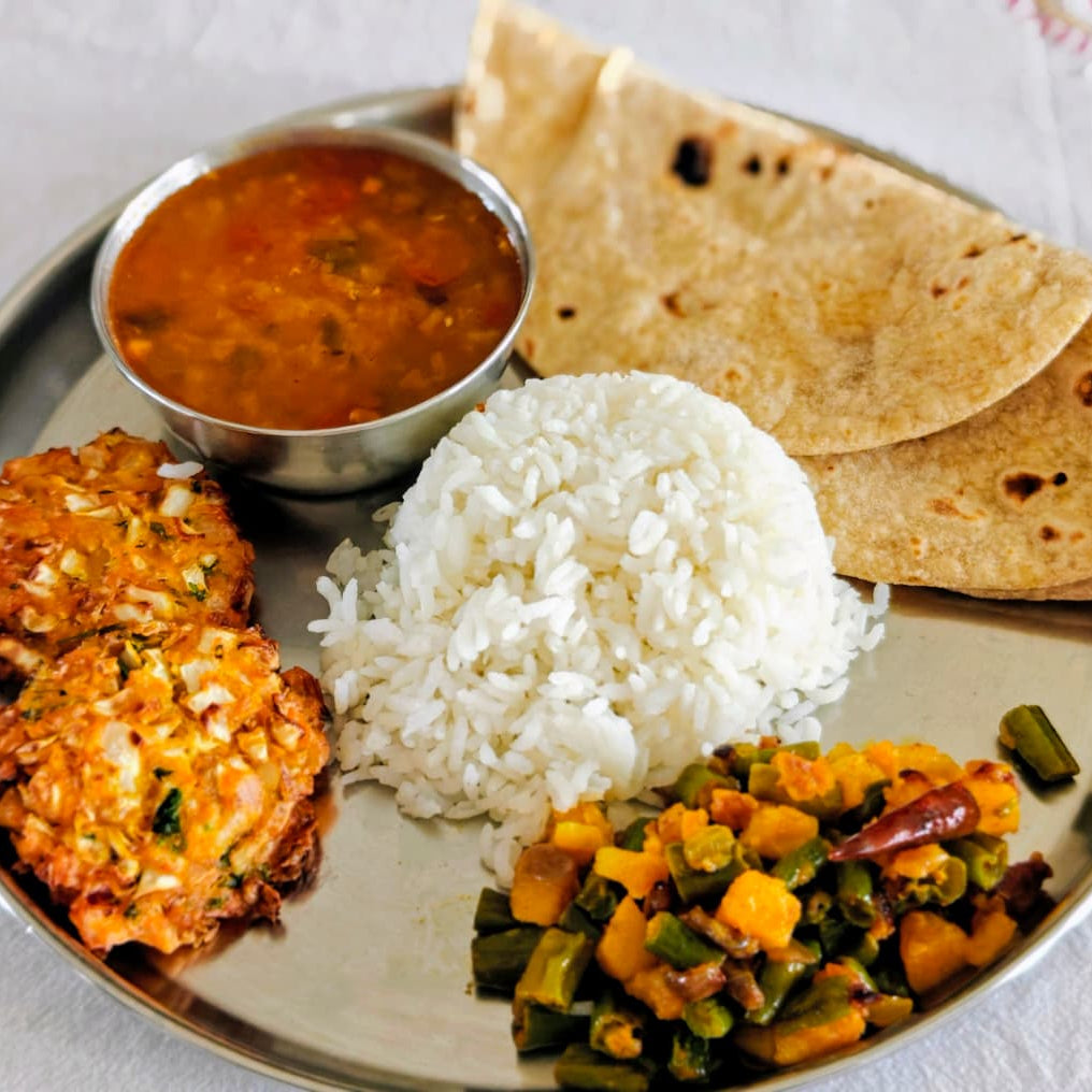 Masoor Dal , Pakodi , Vegetable Roti Rice Thali