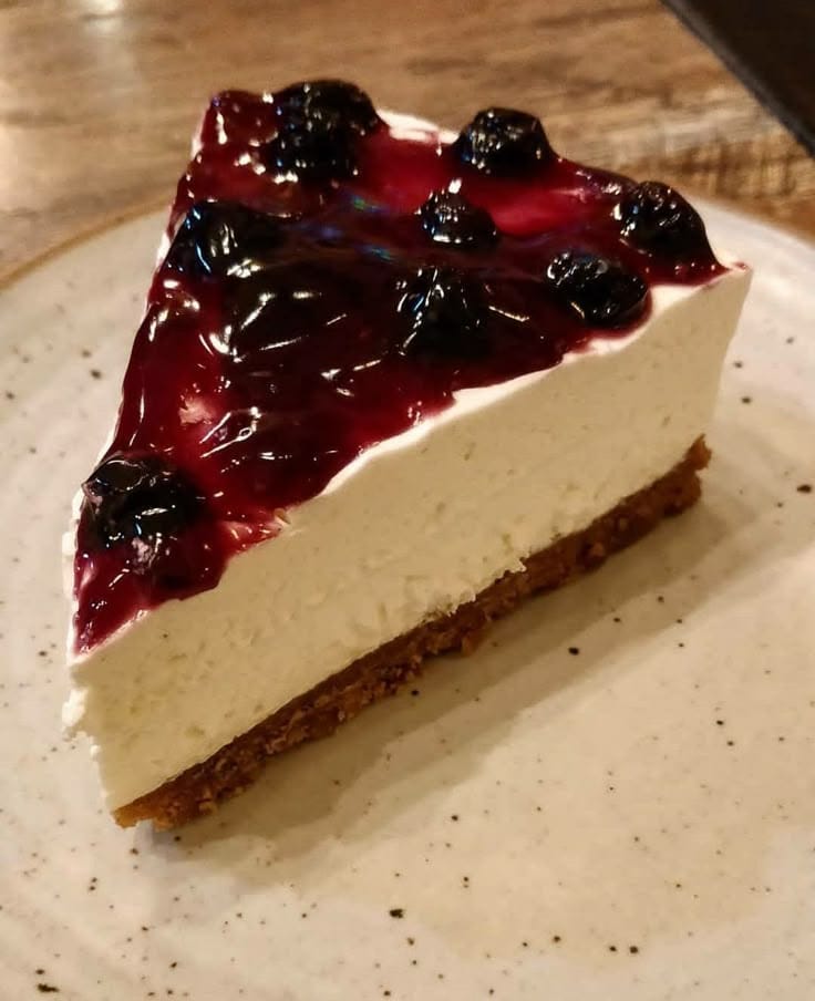 Dish name blueberry cheese cake (1pc)