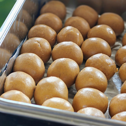 Besan Laddu