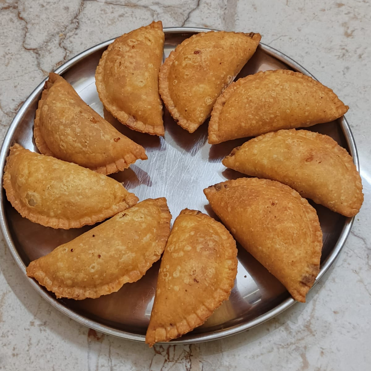 Khova Gujiya