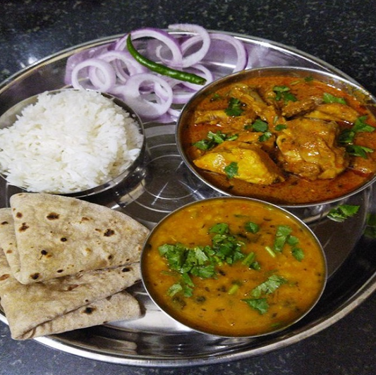 Chicken Tikka, Dal , Roti Rice Thali