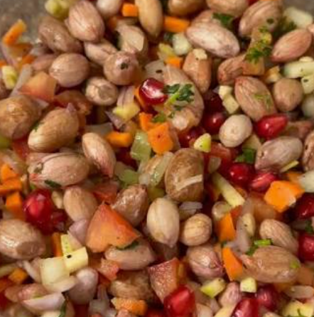 Chickpea boiled peanut salad