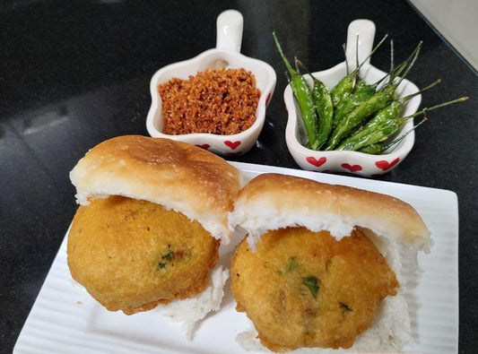 Vada Paav (2 pcs)