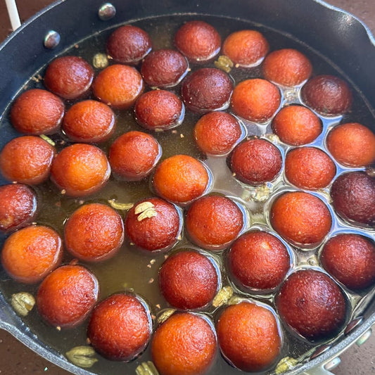 Khova Gulab jamun